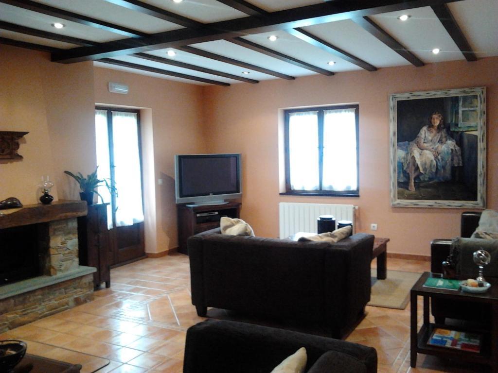 El Castro Guest House Arancedo Exterior photo